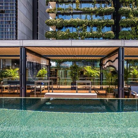 The Old Clare By Ode Hotels ซิดนีย์ ภายนอก รูปภาพ The pool at the hotel