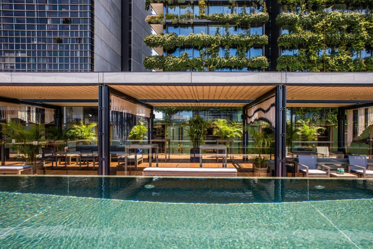 The Old Clare By Ode Hotels ซิดนีย์ ภายนอก รูปภาพ The pool at the hotel