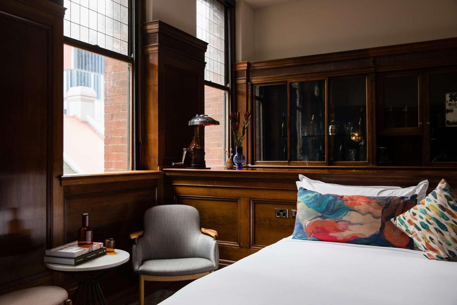 The Old Clare By Ode Hotels ซิดนีย์ ภายนอก รูปภาพ A bedroom at the hotel