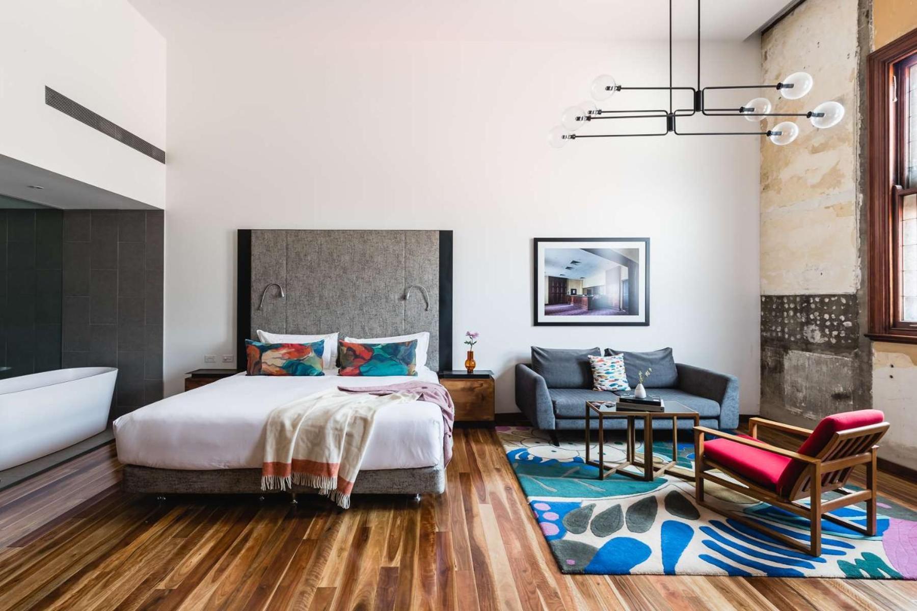 The Old Clare By Ode Hotels ซิดนีย์ ภายนอก รูปภาพ A room at the Hotel Valencia