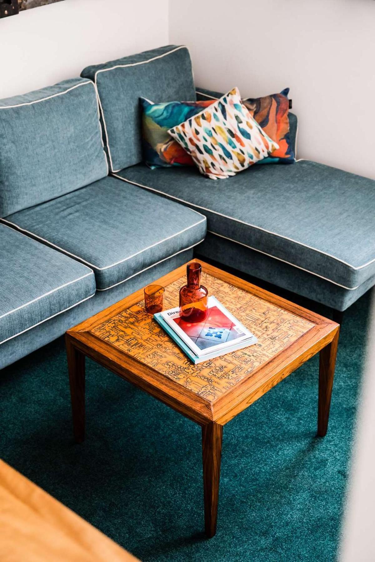 The Old Clare By Ode Hotels ซิดนีย์ ภายนอก รูปภาพ A coffee table
