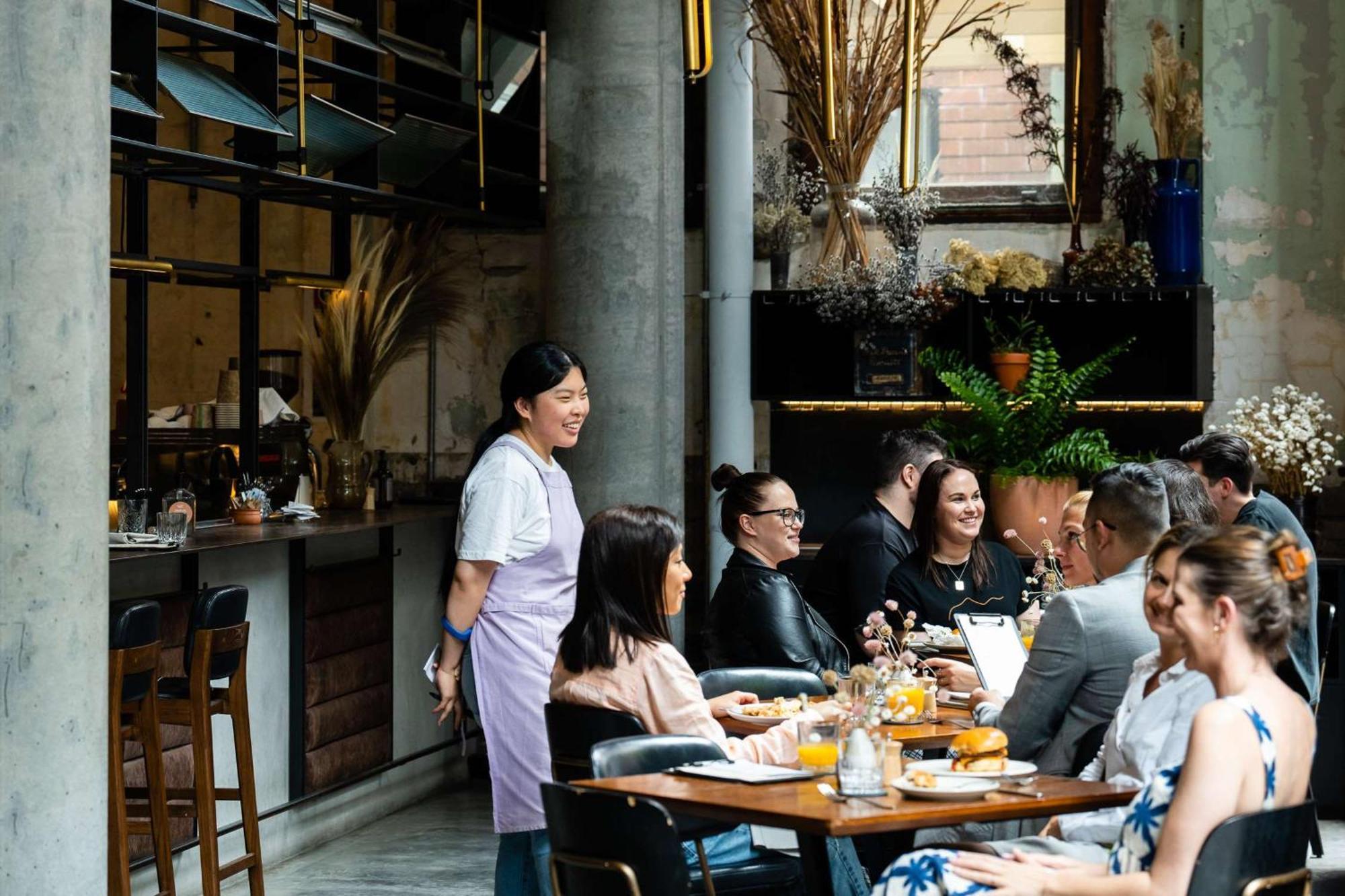 The Old Clare By Ode Hotels ซิดนีย์ ภายนอก รูปภาพ A restaurant in Bangkok